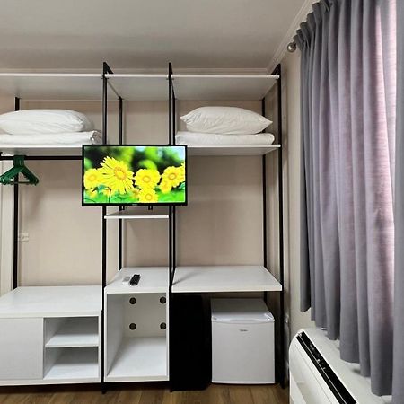 Vila 90 Boutique Hotel تيرانا المظهر الخارجي الصورة