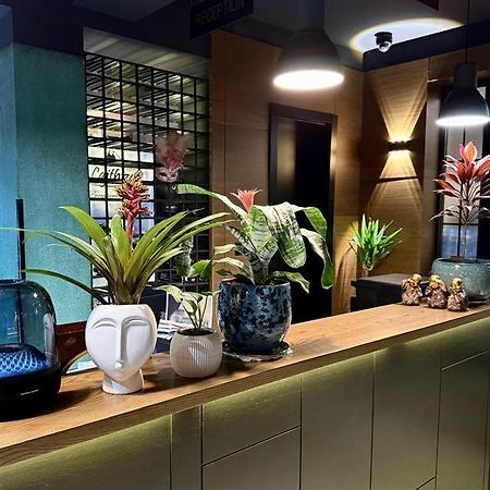 Vila 90 Boutique Hotel تيرانا المظهر الخارجي الصورة