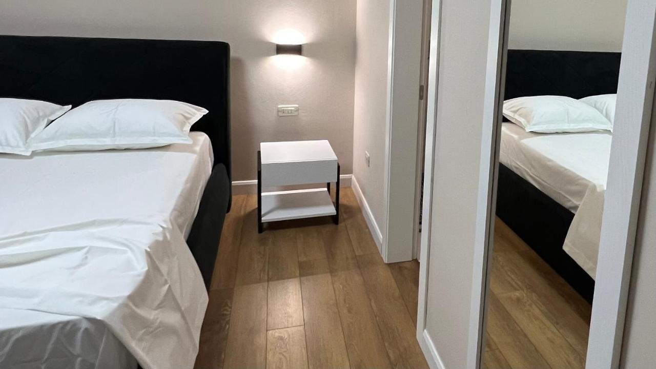Vila 90 Boutique Hotel تيرانا المظهر الخارجي الصورة